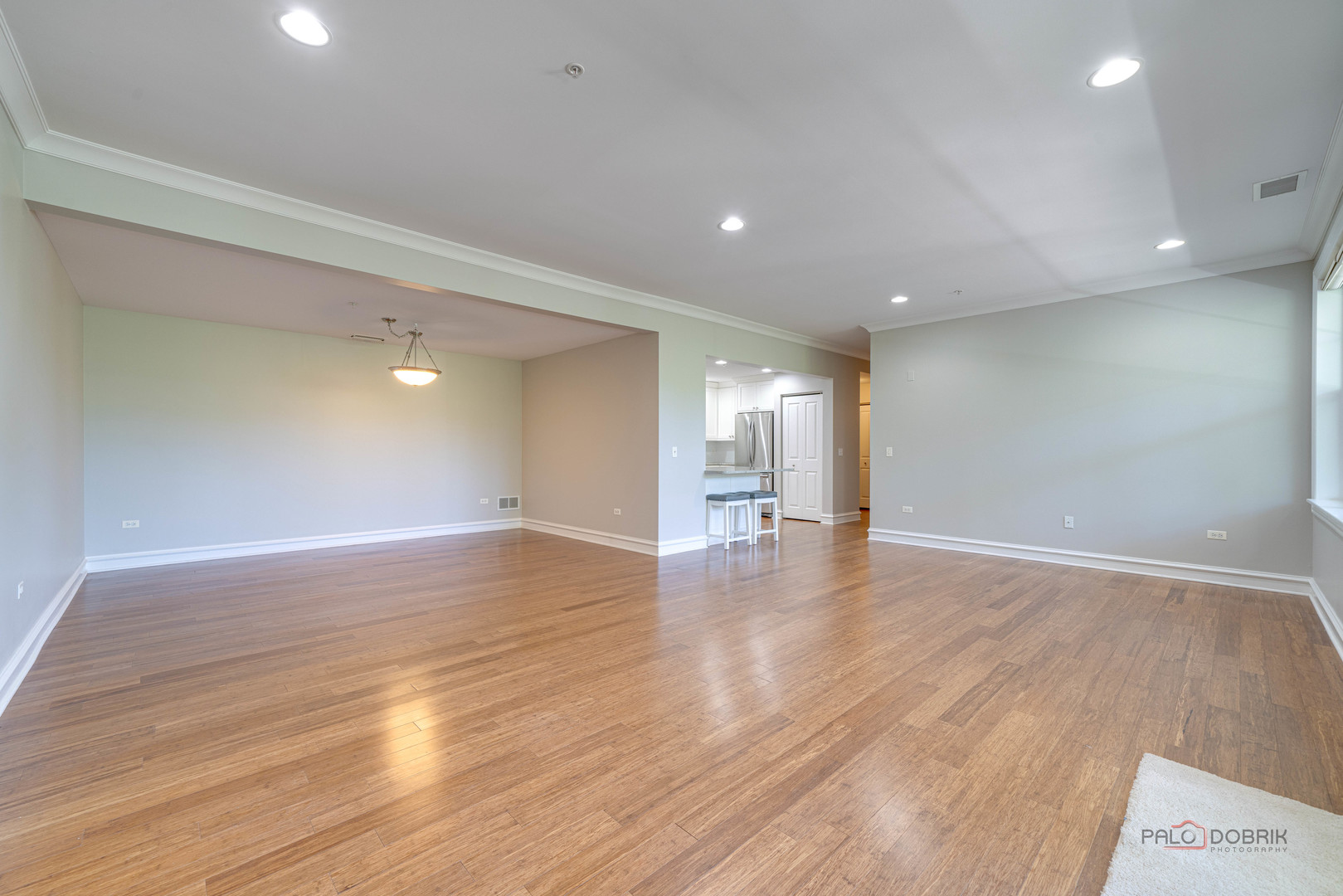 977 Harris Road, Unit 115 Grayslake, IL 60030 - Photo 3 of 26 Gallery Image 3