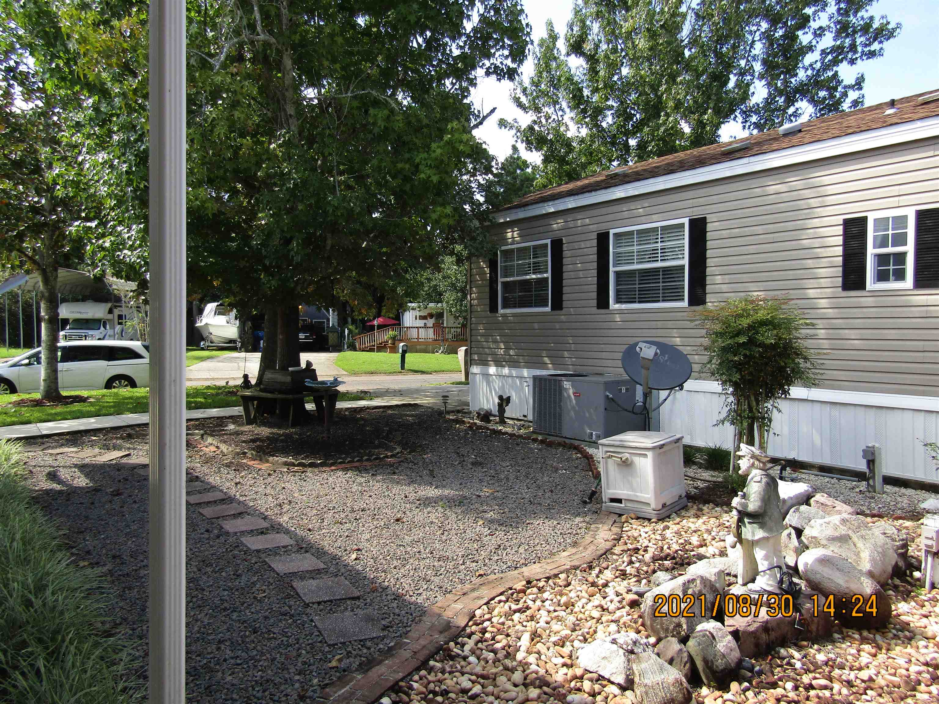 210-211 Defuniak Loop Lillian, AL 36549 - Photo 41 of 47