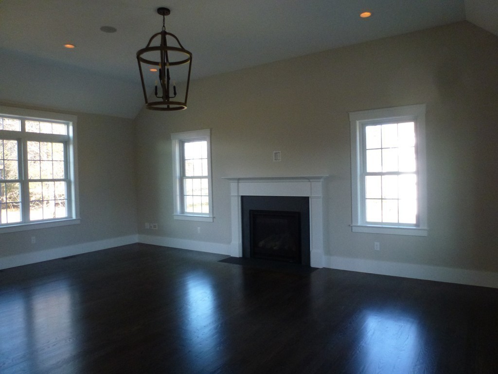 70 Grist Mill Road Littleton, MA 01460 - Photo 6 of 16 Gallery Image 6