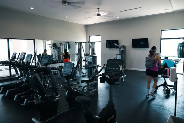 $3,500 | 3434 West 104th Terrace, Hialeah, FL 33018