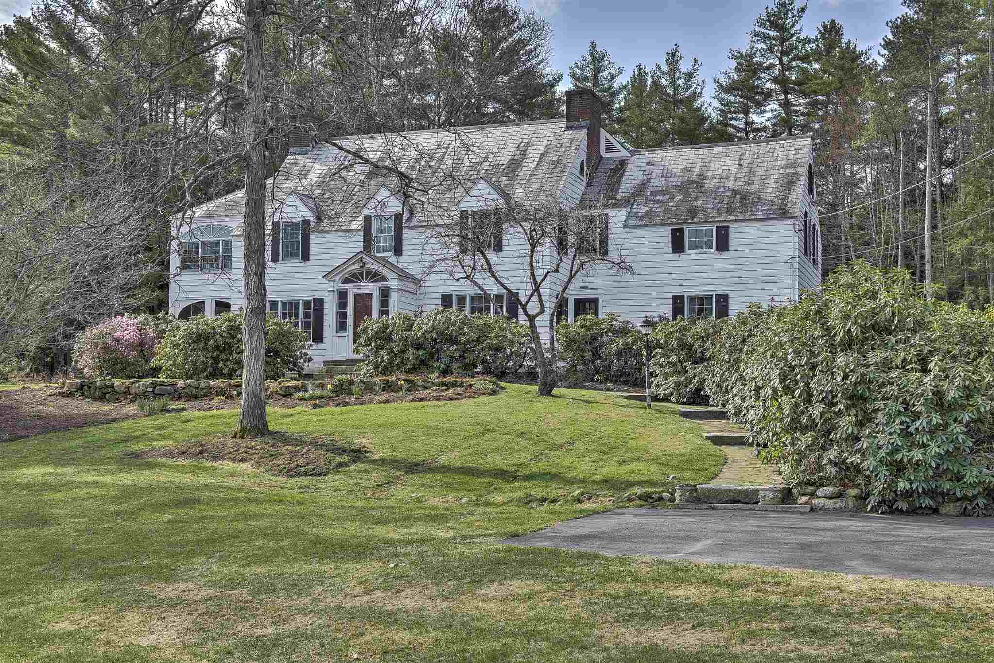 764 West Hill Road Keene, NH 03431 - Photo 1 of 40