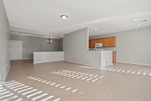 $2,275 | 3321 Kingbird Drive, North Las Vegas, NV 89084