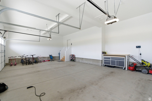 354 North 800 W Street Mapleton, UT 84664 - Photo 67 of 90 Garage