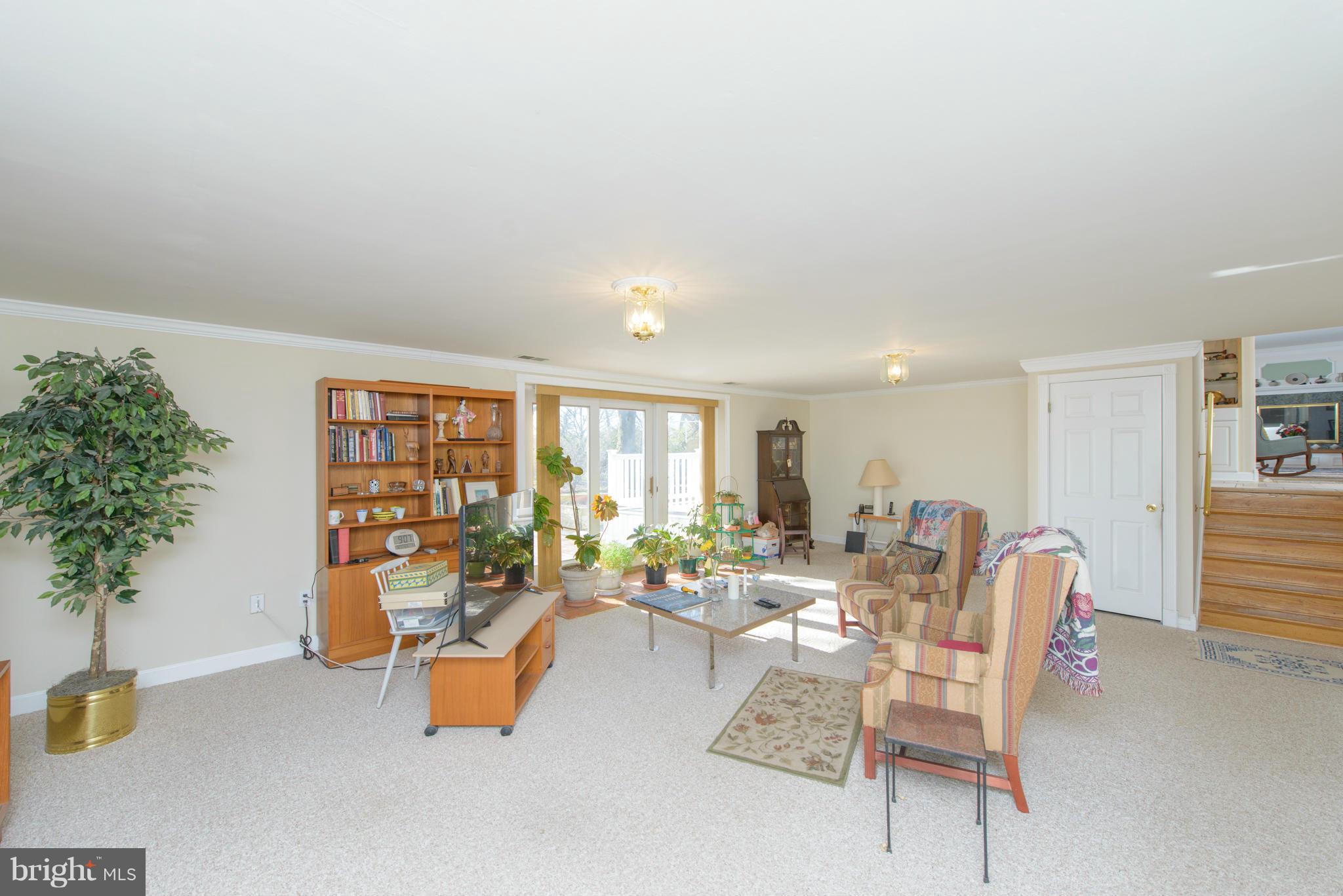 1608 Pot Spring Road Lutherville-Timonium, MD 21093 - Photo 20 of 30 Family Room
