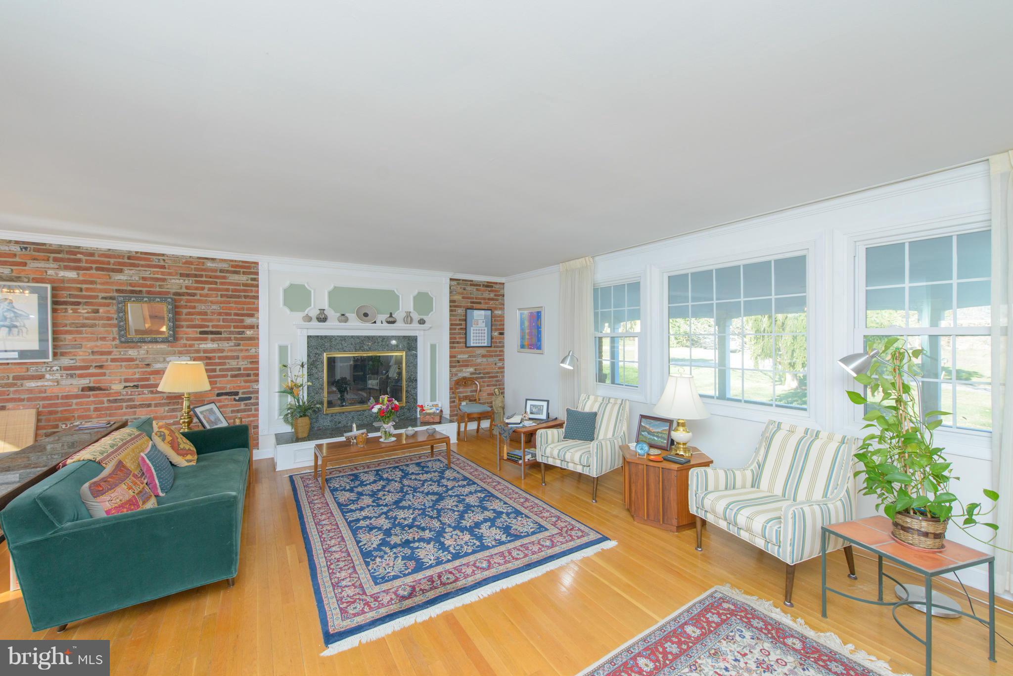 1608 Pot Spring Road Lutherville-Timonium, MD 21093 - Photo 5 of 30 Living Room