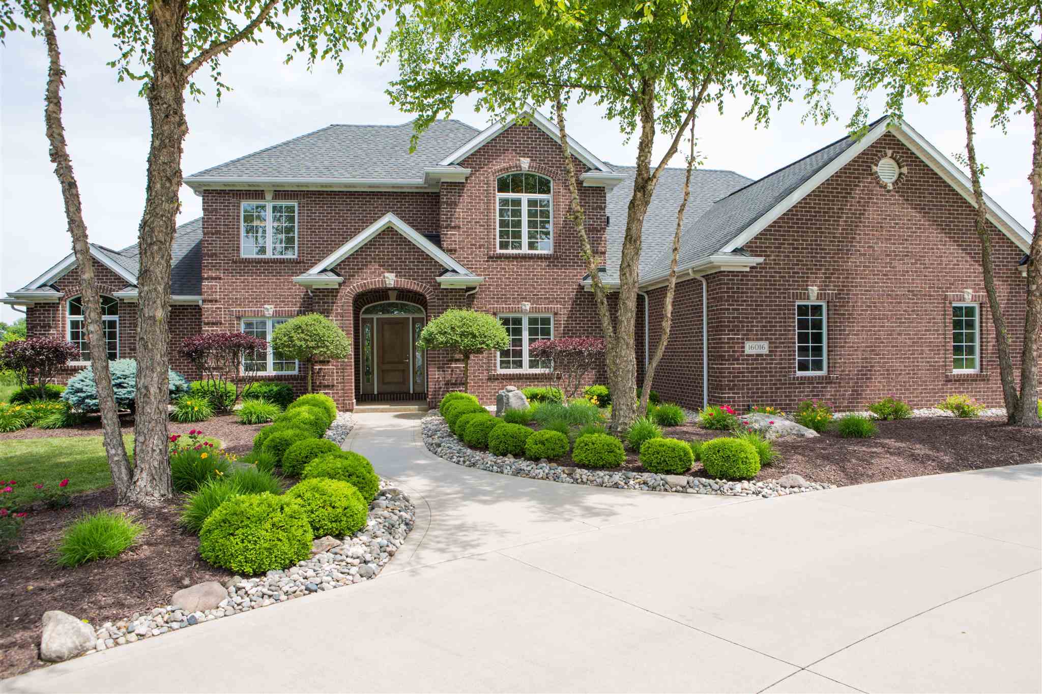 16016 Viberg Road Leo, IN 46765 - Photo 3 of 36 Gallery Image 3