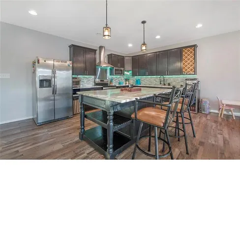 $2,500 | 166 Indian Gap Road, Mabank, TX 75156