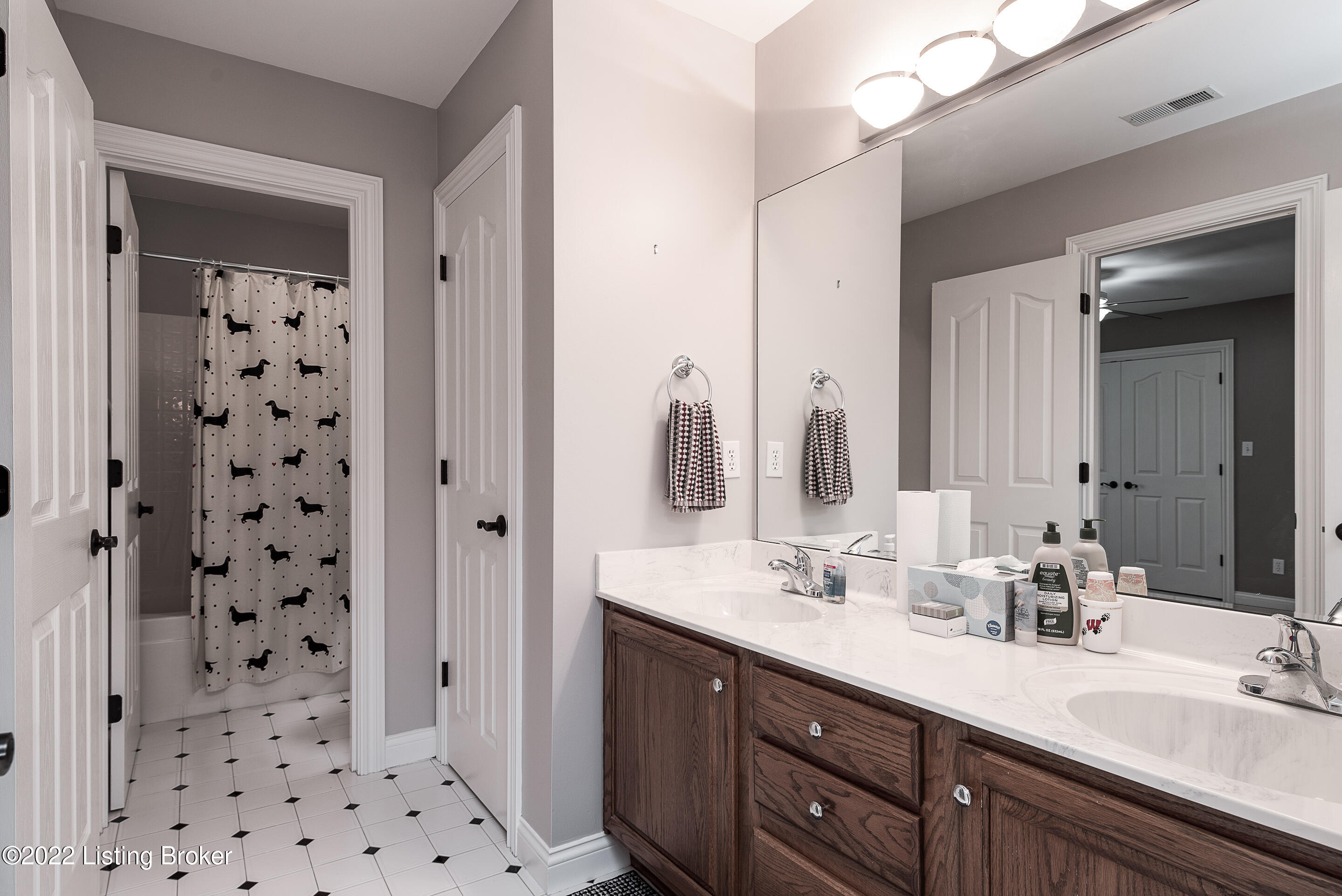 7530 Turner Ridge Road Crestwood, KY 40014 - Photo 24 of 39 AAA TR 3rd Full Bathroom