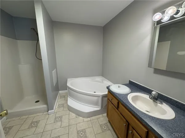 $1,400 | 17575 County Route 63, Adams Center, NY 13606