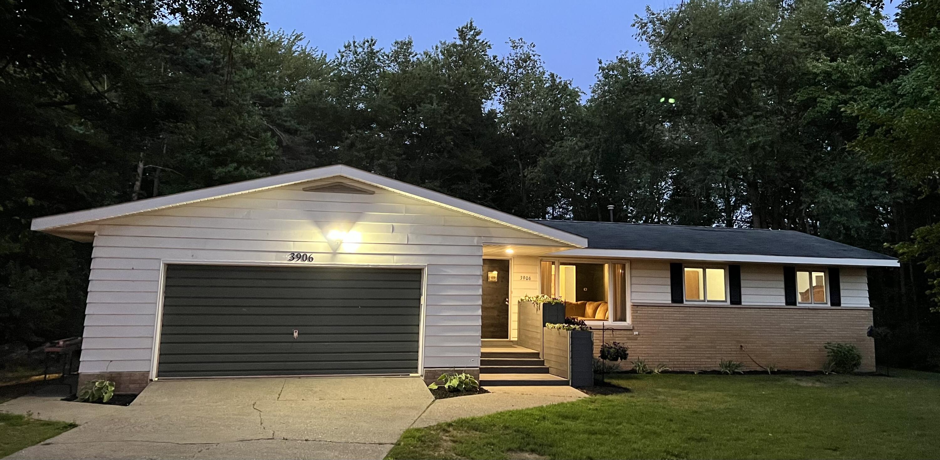 3906 South Dangl Road Muskegon, MI 49444 - Photo 1 of 38 Night pic front