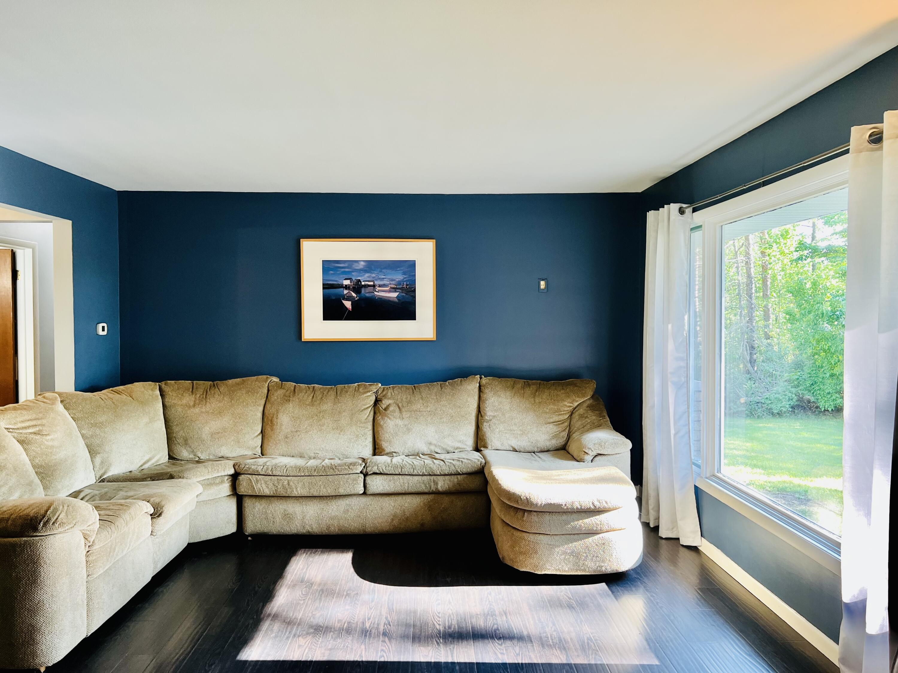 3906 South Dangl Road Muskegon, MI 49444 - Photo 14 of 38 living room wall