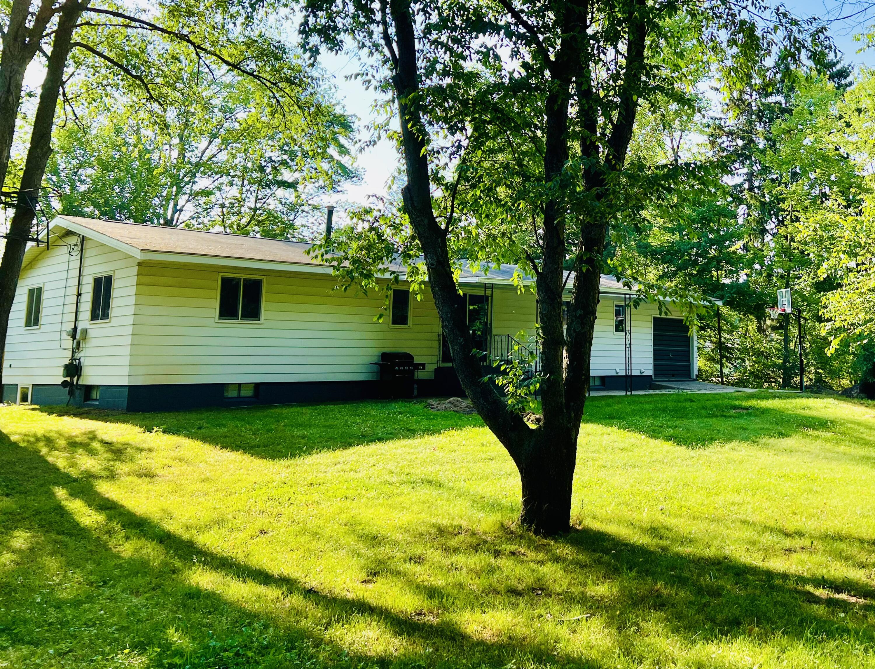 3906 South Dangl Road Muskegon, MI 49444 - Photo 10 of 38 back house