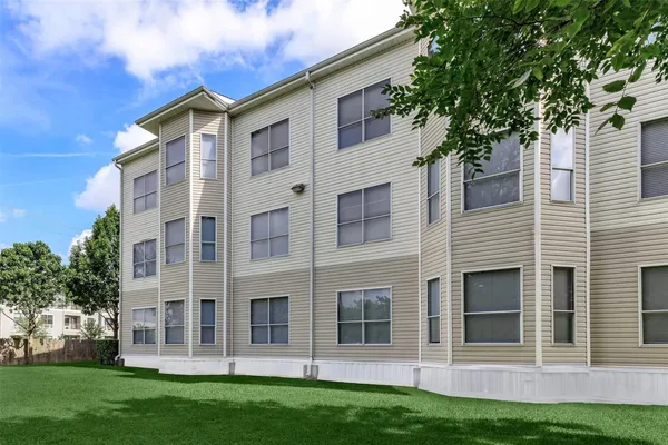 $1,185 | 7120-7011 Village Way, Unit 1732, Houston, TX 77087