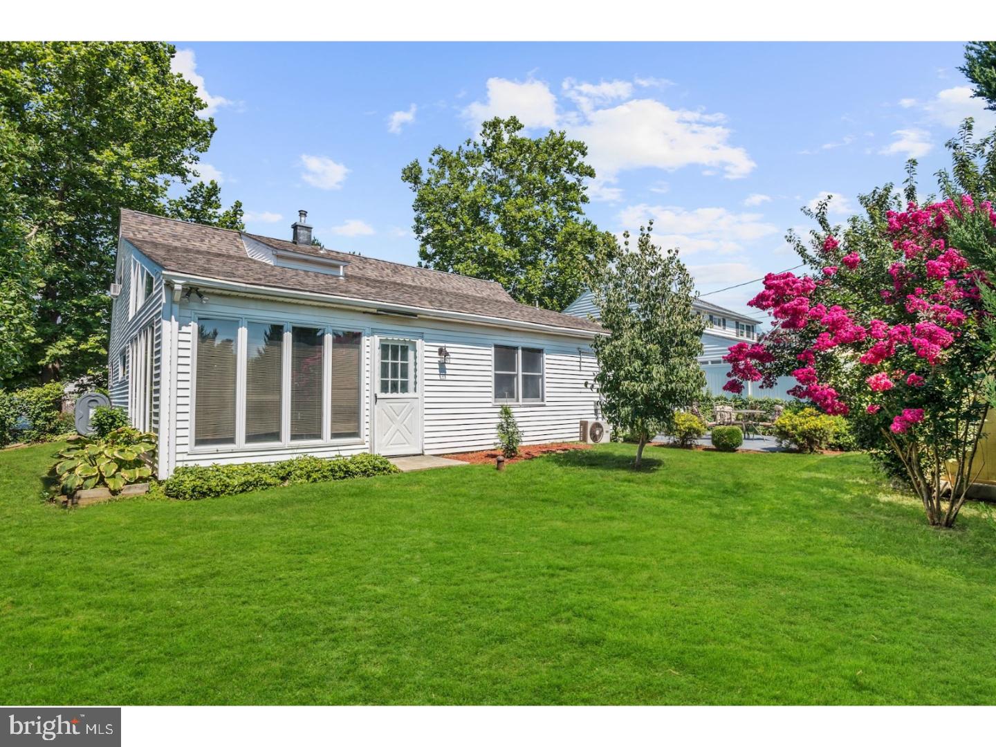 20 Cameo Road Levittown, PA 19057 - Photo 22 of 24 Back Yard