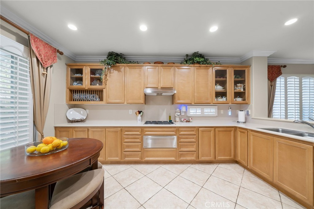 351 Spur Trail Avenue Walnut, CA 91789 - Photo 15 of 40