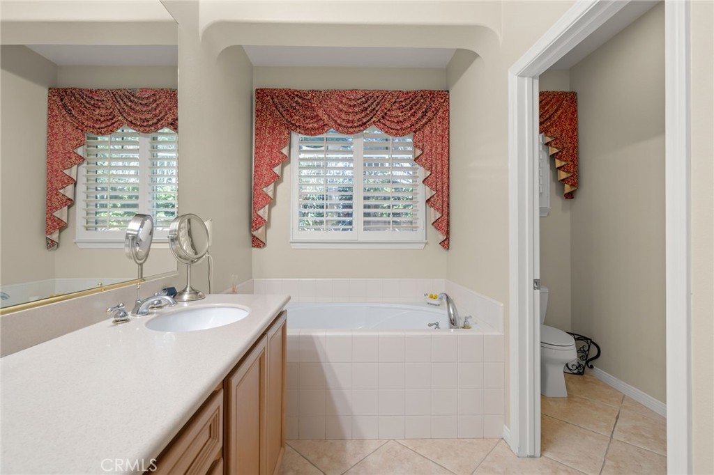 351 Spur Trail Avenue Walnut, CA 91789 - Photo 19 of 40