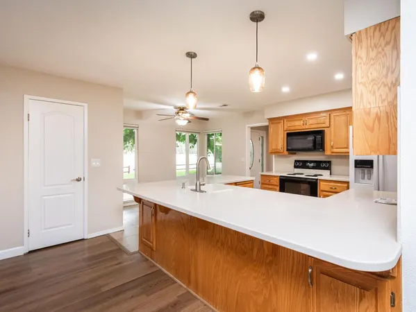$3,250,000 | 25265 Carlsbad Avenue, Davis, CA 95616
