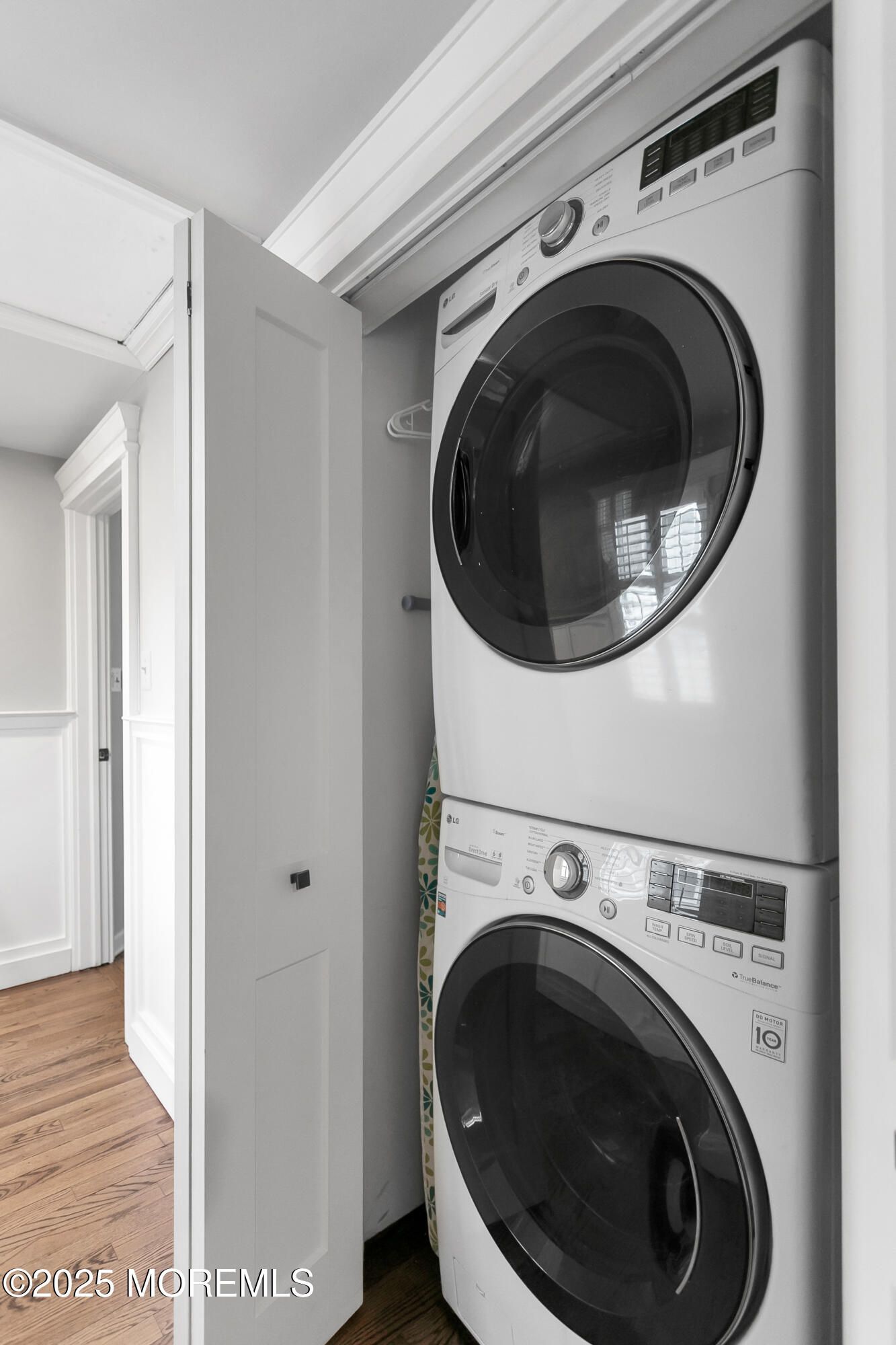 7 Allen Street Rumson, NJ 07760 - Photo 33 of 45 a utility room with dryer and washer
