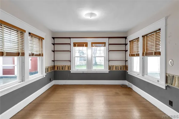 $249,900 | 100 Knowlton Avenue, Tonawanda, NY 14217