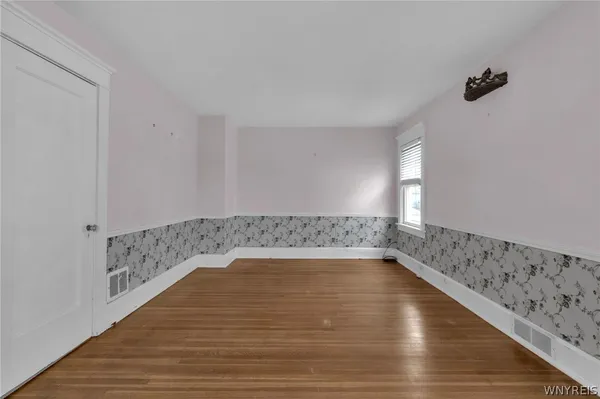 $249,900 | 100 Knowlton Avenue, Tonawanda, NY 14217