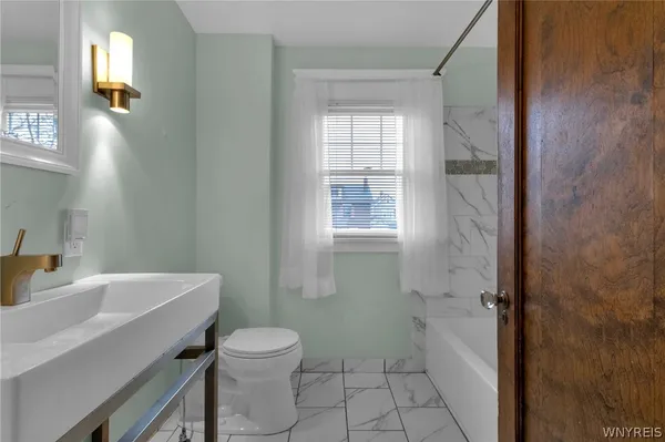 $249,900 | 100 Knowlton Avenue, Tonawanda, NY 14217