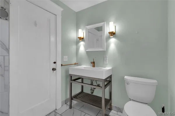 $249,900 | 100 Knowlton Avenue, Tonawanda, NY 14217