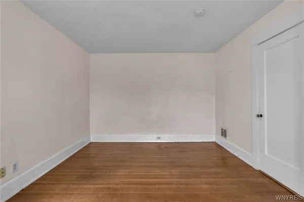 $249,900 | 100 Knowlton Avenue, Tonawanda, NY 14217