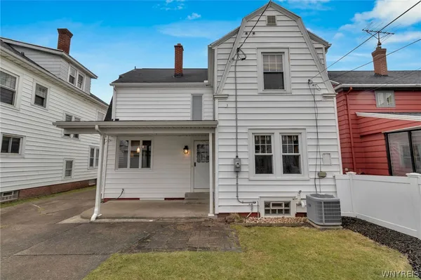 $249,900 | 100 Knowlton Avenue, Tonawanda, NY 14217