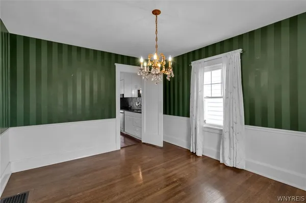 $249,900 | 100 Knowlton Avenue, Tonawanda, NY 14217