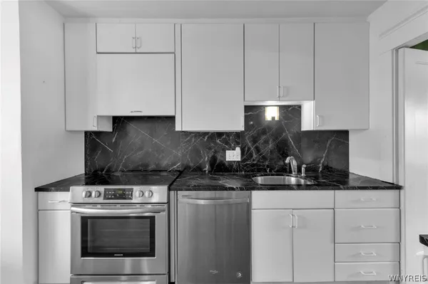 $249,900 | 100 Knowlton Avenue, Tonawanda, NY 14217