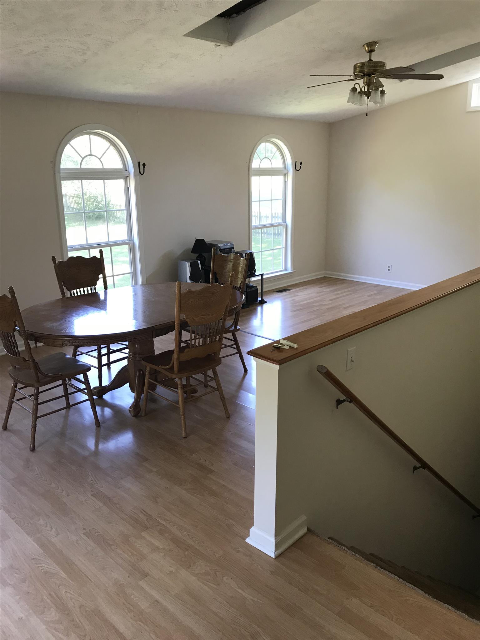 305 Preacher Road Charlotte, TN 37036 - Photo 9 of 16 Gallery Image 9