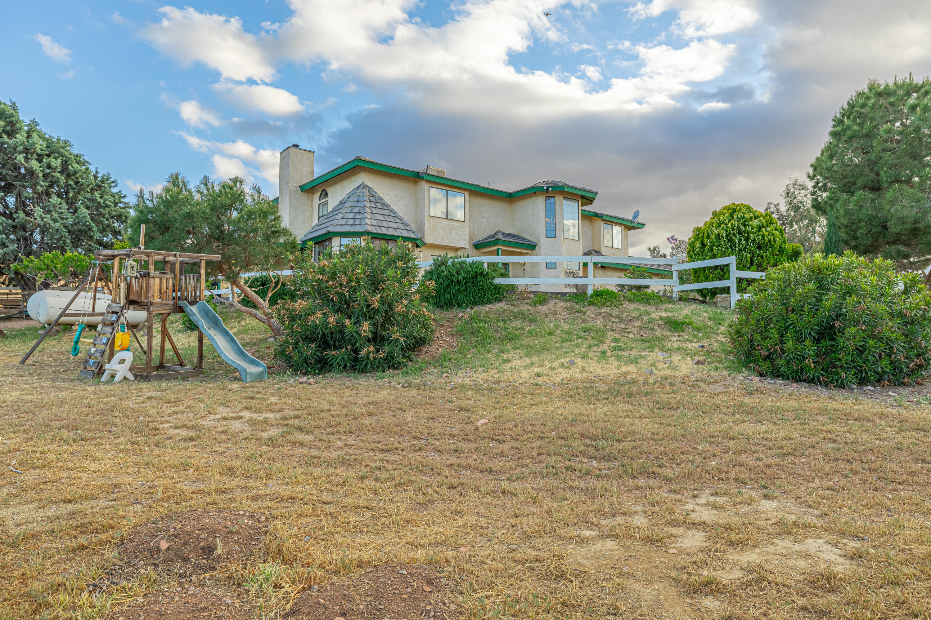 35015 Small Road Palmdale, CA 93550 - Photo 41 of 65 JMY_7400-HDR