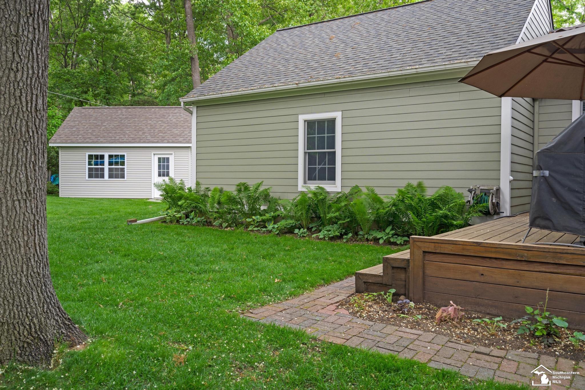 6119 Cowell Road Brighton, MI 48116 - Photo 85 of 99 50177431-fa923915-d634-4ff1-b58d-f5733f4e0f56.JPG