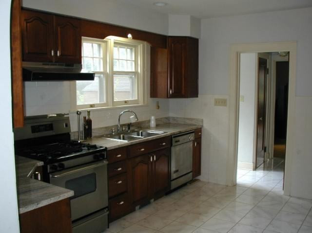 325 Loudon Road Colonie, NY 12211 - Photo 6 of 11 Photo 6