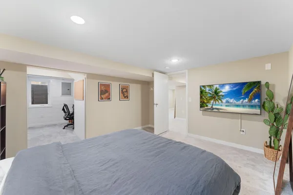 $350,000 | 520 57th Avenue Northeast, Fridley, MN 55432