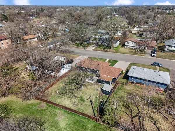 $350,000 | 520 57th Avenue Northeast, Fridley, MN 55432