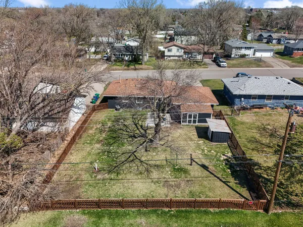 $350,000 | 520 57th Avenue Northeast, Fridley, MN 55432