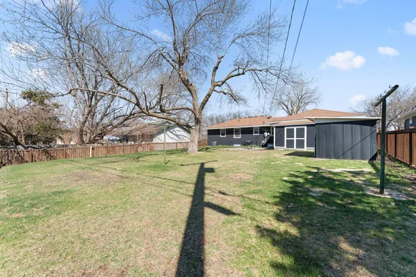 $350,000 | 520 57th Avenue Northeast, Fridley, MN 55432