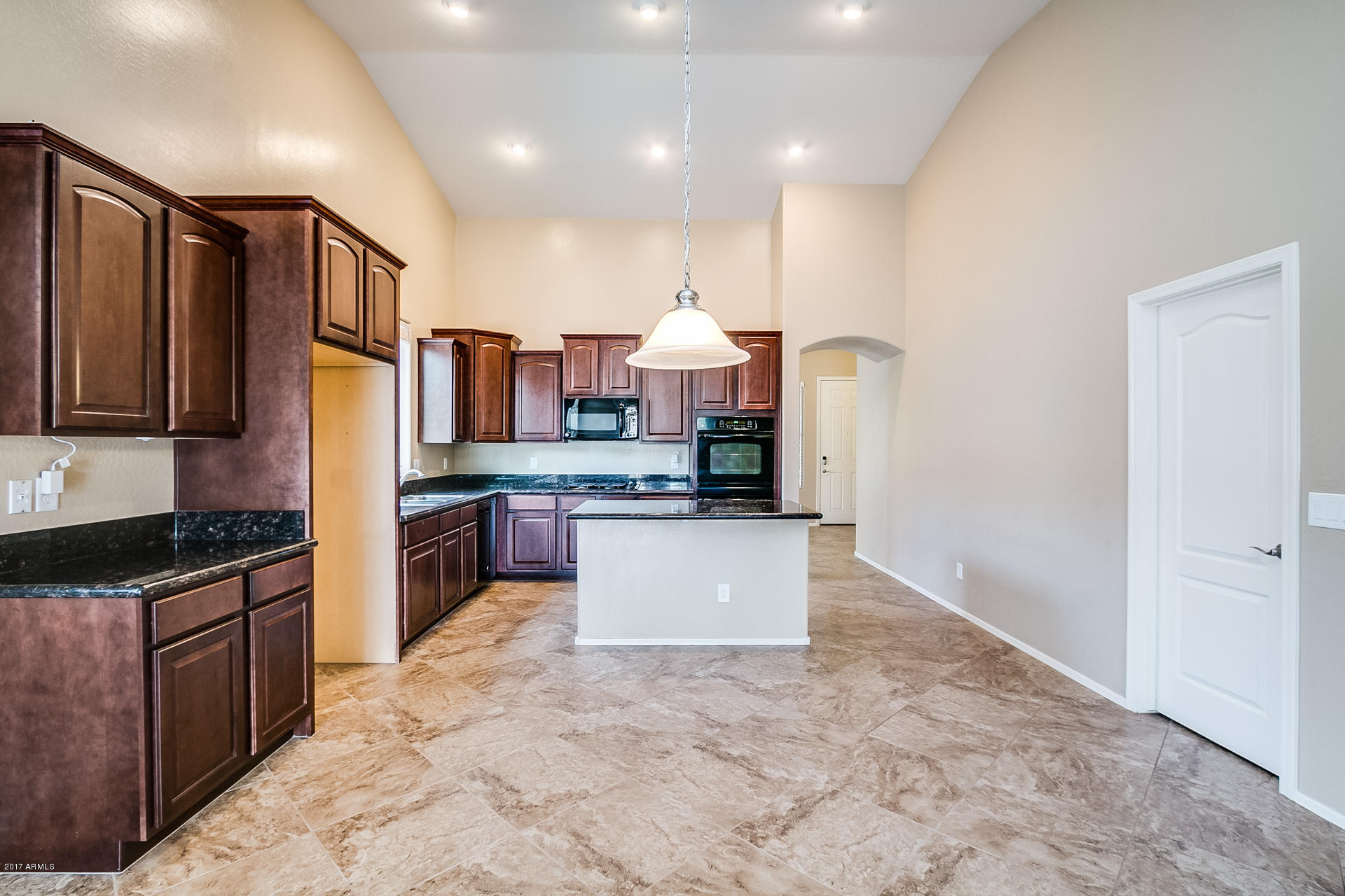 20949 West Eastview Way Buckeye, AZ 85396 - Photo 11 of 36 Eastview-010