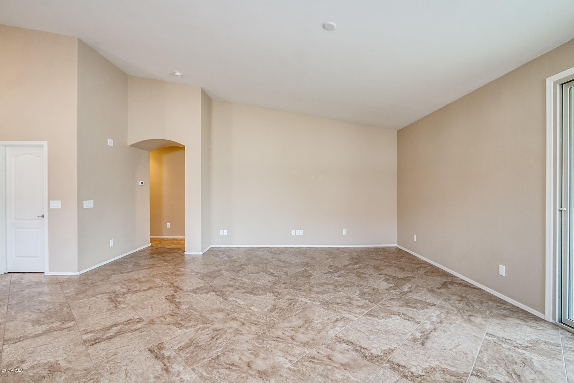 20949 West Eastview Way Buckeye, AZ 85396 - Photo 12 of 36 Eastview-011