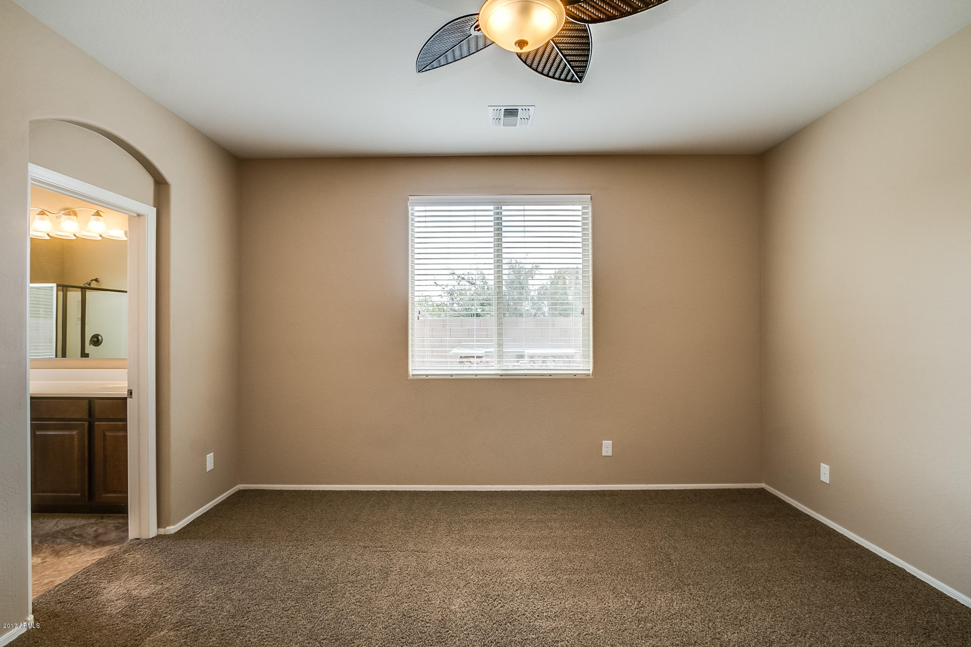 20949 West Eastview Way Buckeye, AZ 85396 - Photo 16 of 36 Eastview-015