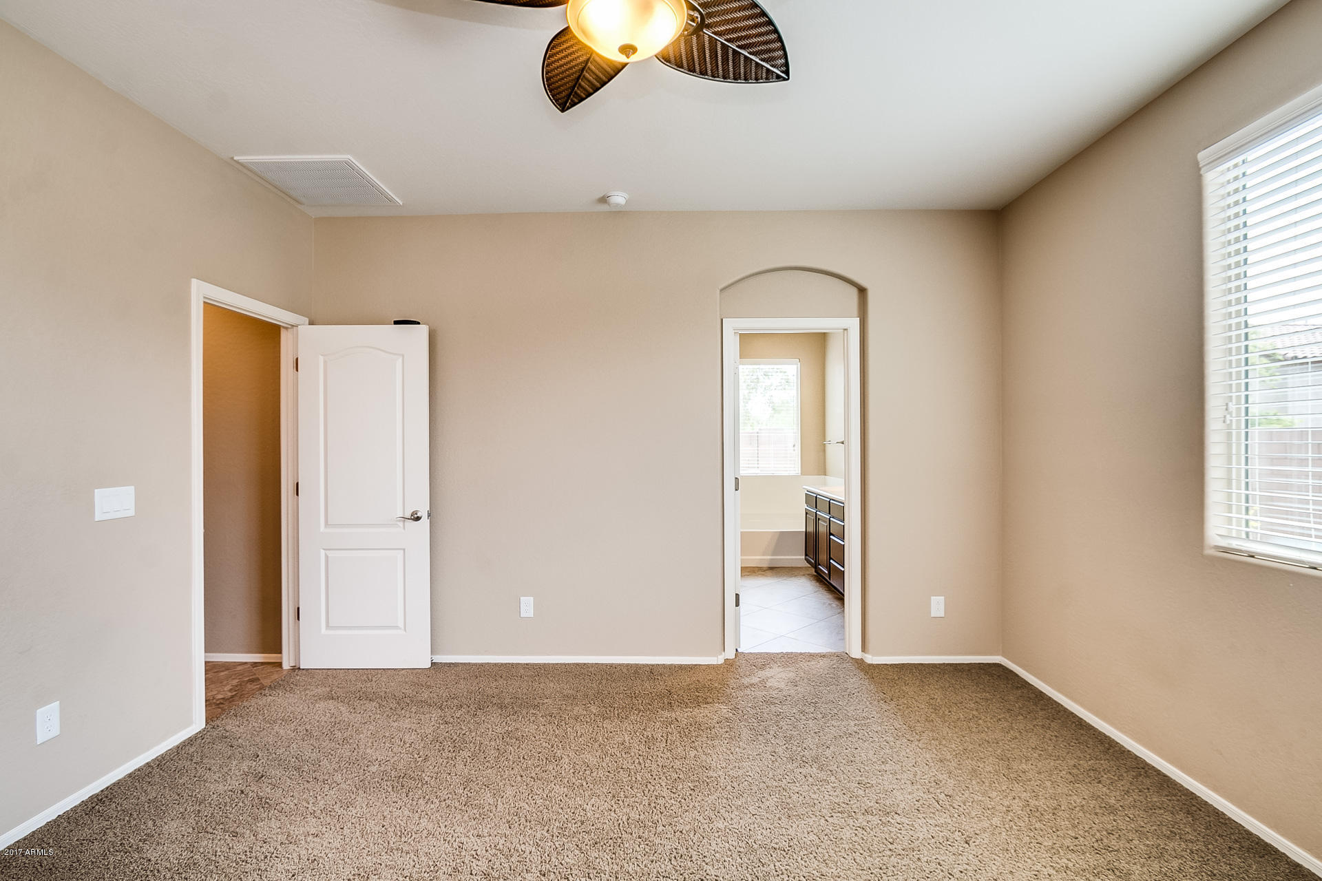 20949 West Eastview Way Buckeye, AZ 85396 - Photo 17 of 36 Eastview-016