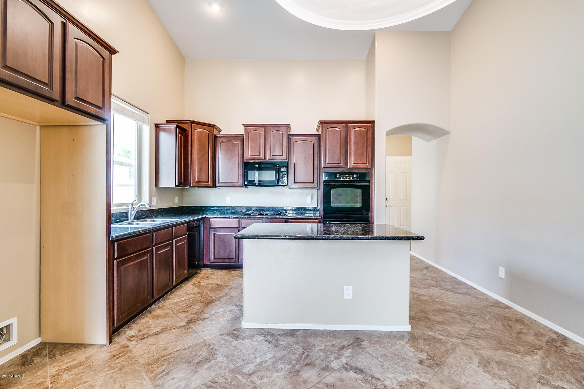20949 West Eastview Way Buckeye, AZ 85396 - Photo 4 of 36 Eastview-003