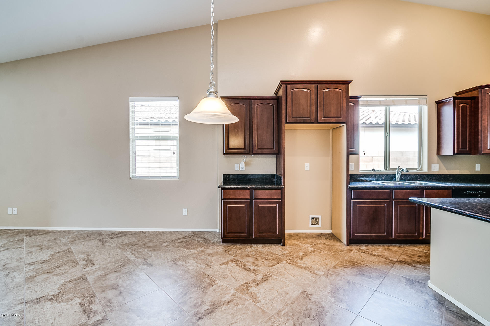 20949 West Eastview Way Buckeye, AZ 85396 - Photo 10 of 36 Eastview-009