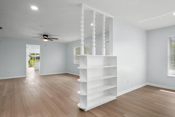 $615,000 | 381 Southeast Edgewood Drive, Stuart, FL 34996