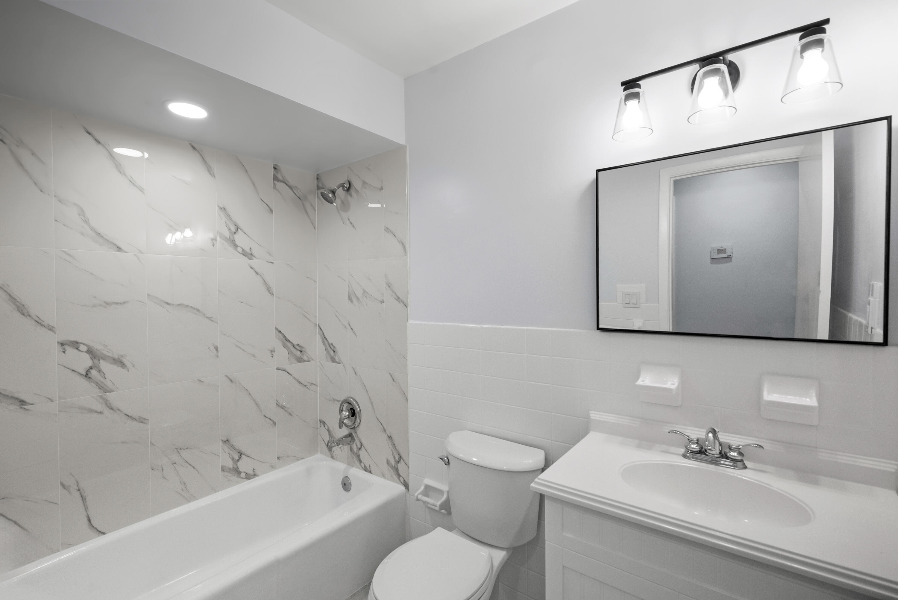 381 Southeast Edgewood Drive Stuart, FL 34996 - Photo 9 of 19 DSC00720