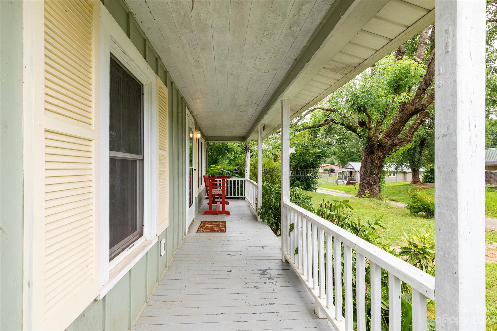 558 Jacktown Road Marion, NC 28752 - Photo 23 of 26 a view of a porch