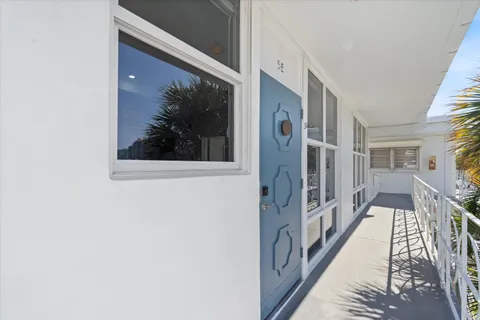 $525,000 | 2717 Yacht Club Boulevard, Unit PH 5E, Fort Lauderdale, FL 33304