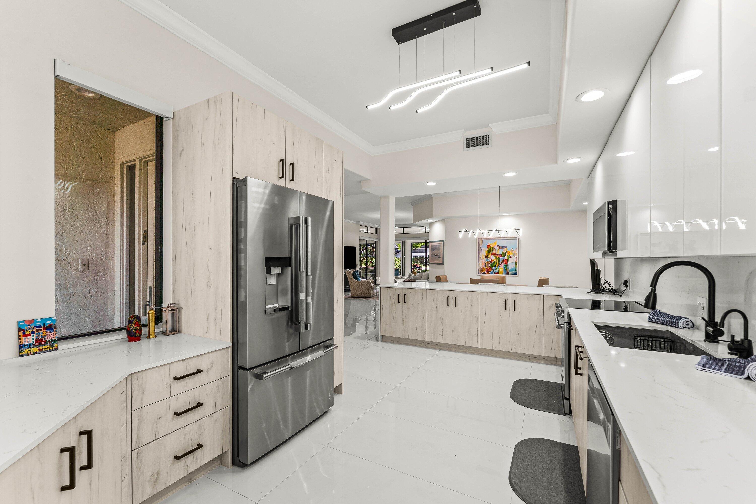 17541 Ashbourne Lane, Unit A Boca Raton, FL 33496 - Photo 3 of 45 Kitchen