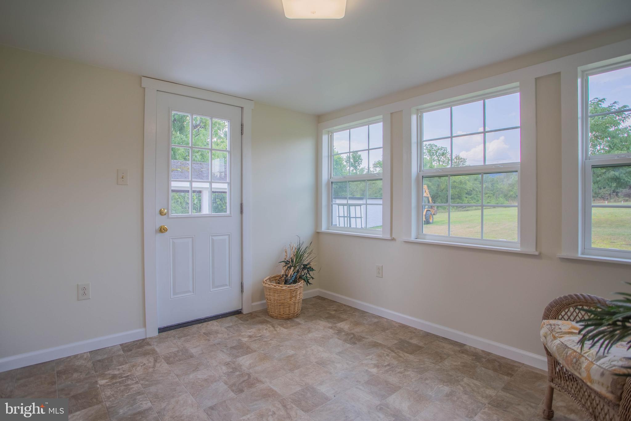 2094 Dominion Road Gerrardstown, WV 25420 - Photo 17 of 45 Gallery Image 17